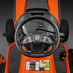 Трактор Husqvarna TS 242TXD