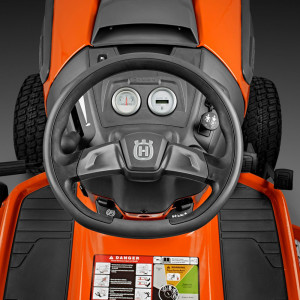 Трактор Husqvarna TC 242TX