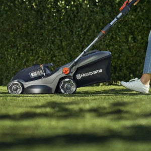 Газонокосарка Husqvarna Aspire LC34-P4A KIT, 1 акб P4A 18-B72 4 Ah, з/п