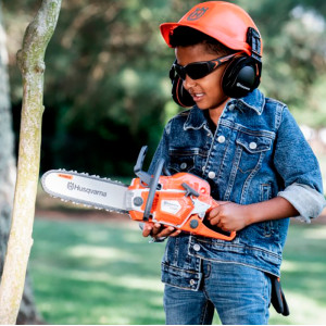 Іграшкова пила Husqvarna 550XP