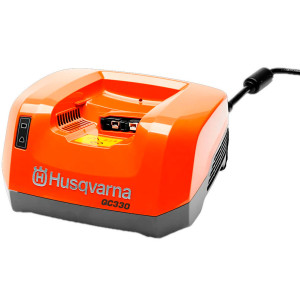 Зарядний пристрій Husqvarna QC330
